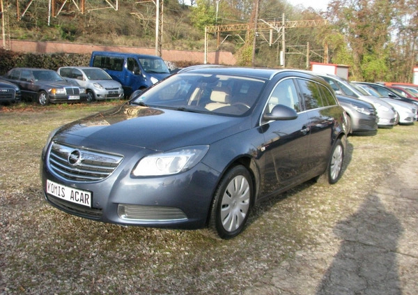 Opel Insignia cena 19900 przebieg: 207298, rok produkcji 2009 z Józefów małe 781